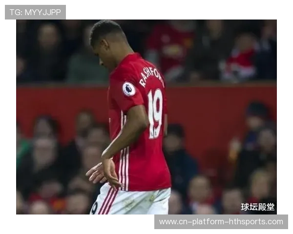 曼联战术保守遭批，教练组面临下课压力