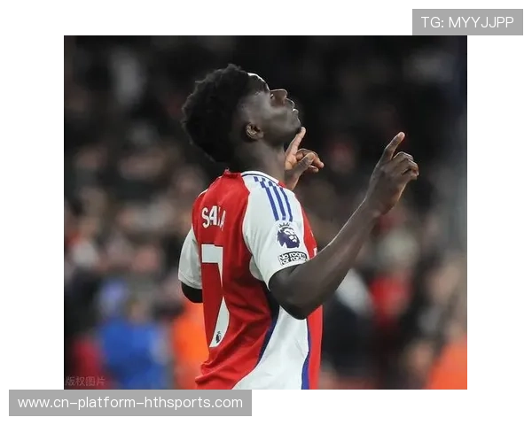 约克雷斯阿森纳首秀抢点扫射入网，枪手客场3比1力克富勒姆